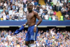 开云官网-雄鹿决胜局带走深圳队，克莱成为关键先生，当水花在东方溅起