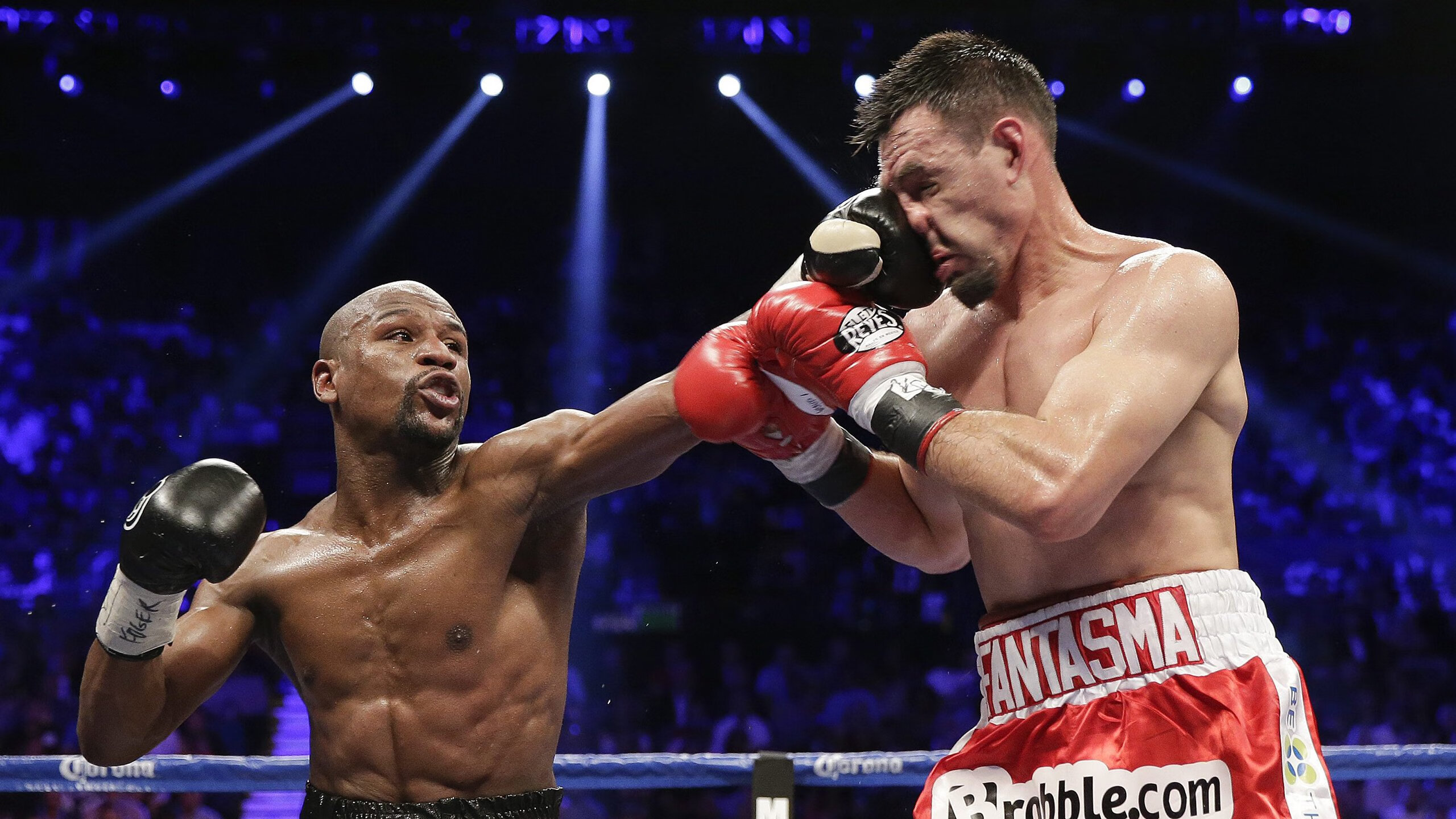 奥纳纳一夫当关,智利碾压哥斯达黎加背后的战术密码